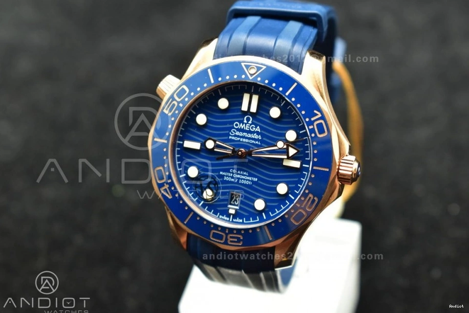 Best Seamaster Ceramic A8800 Blue VSF RG Diver 300M 1:1 Bracelet Blue On SS Dial SS Edition 1217